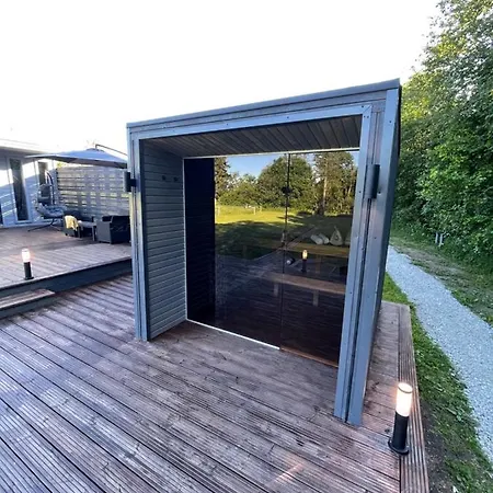 Jaktstuga Kaeaerapesa Vihtra