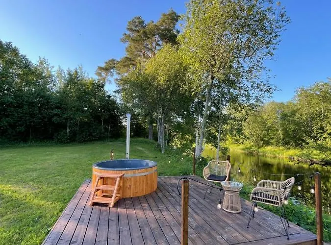 Jaktstuga Kaeaerapesa